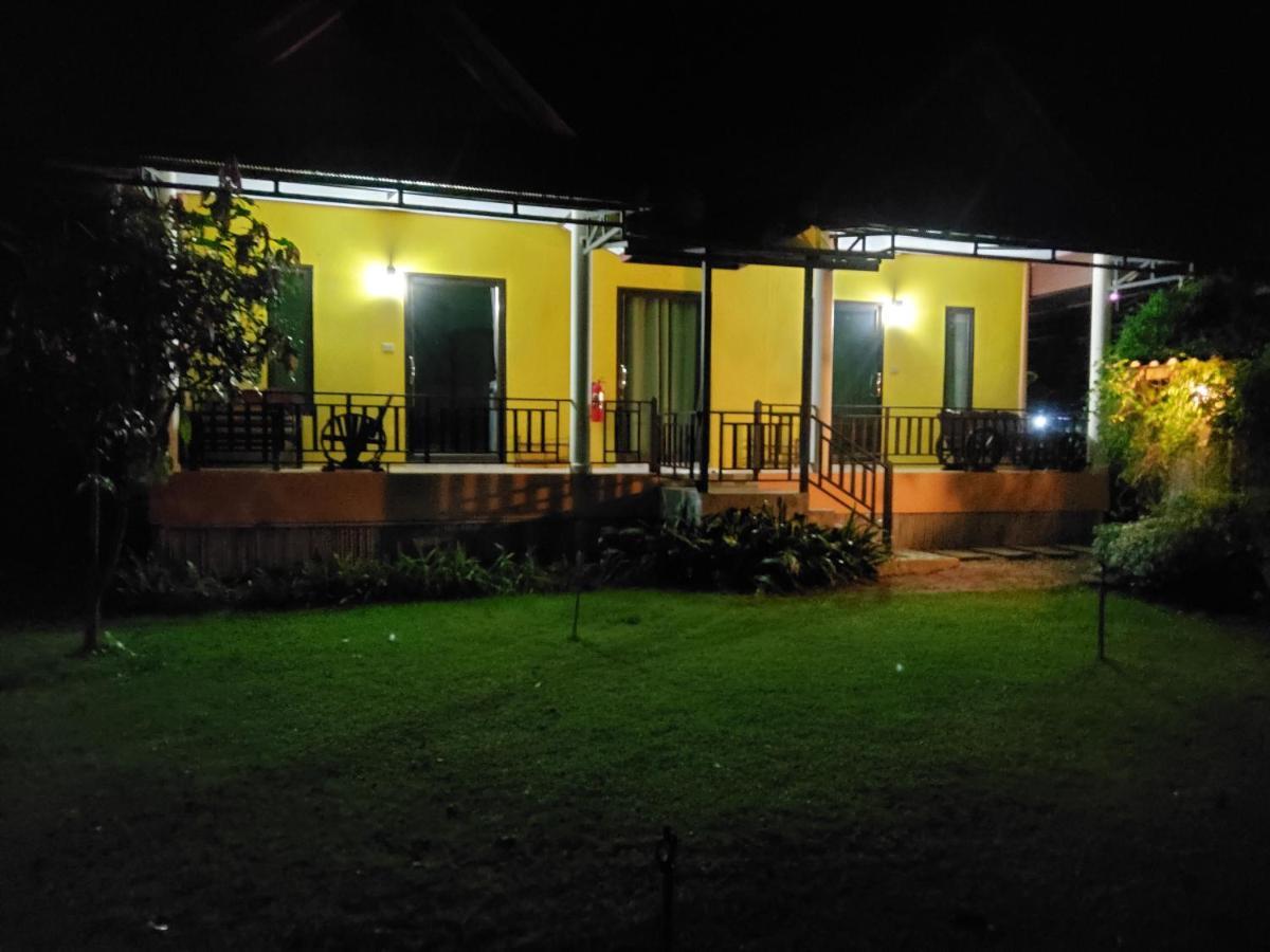 Lanta Lucky House Hotel Ko Lanta Buitenkant foto