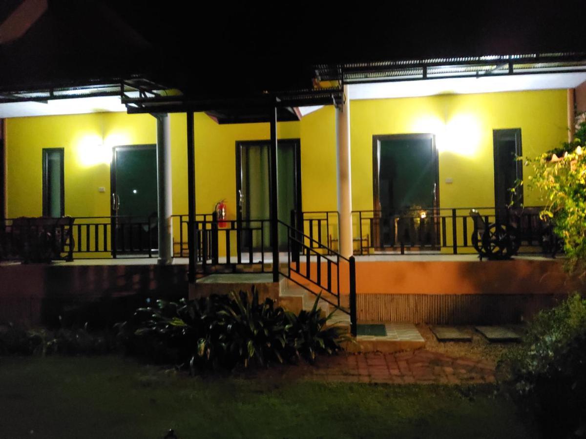 Lanta Lucky House Hotel Ko Lanta Buitenkant foto