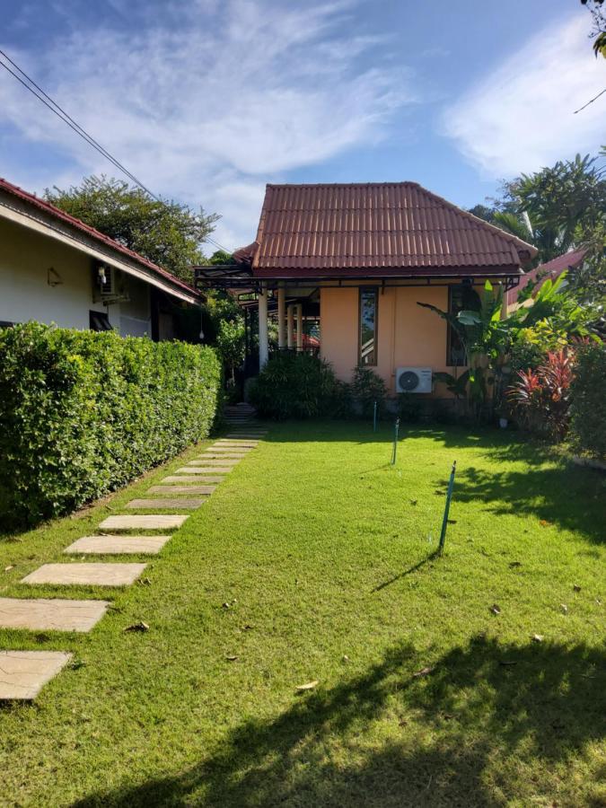 Lanta Lucky House Hotel Ko Lanta Buitenkant foto