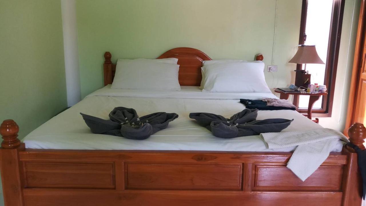 Lanta Lucky House Hotel Ko Lanta Buitenkant foto