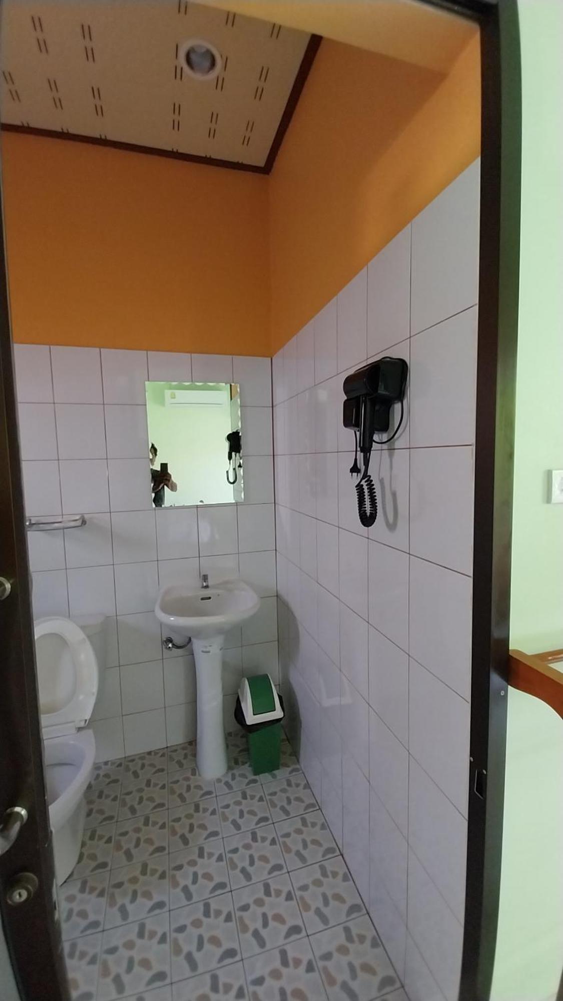 Lanta Lucky House Hotel Ko Lanta Buitenkant foto
